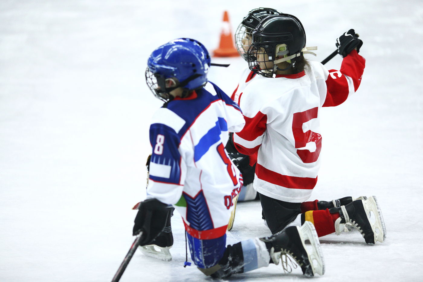 Kids at ice hockey practice Hockey Clinics