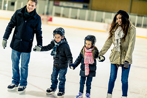 Public Skate 1 family skating small